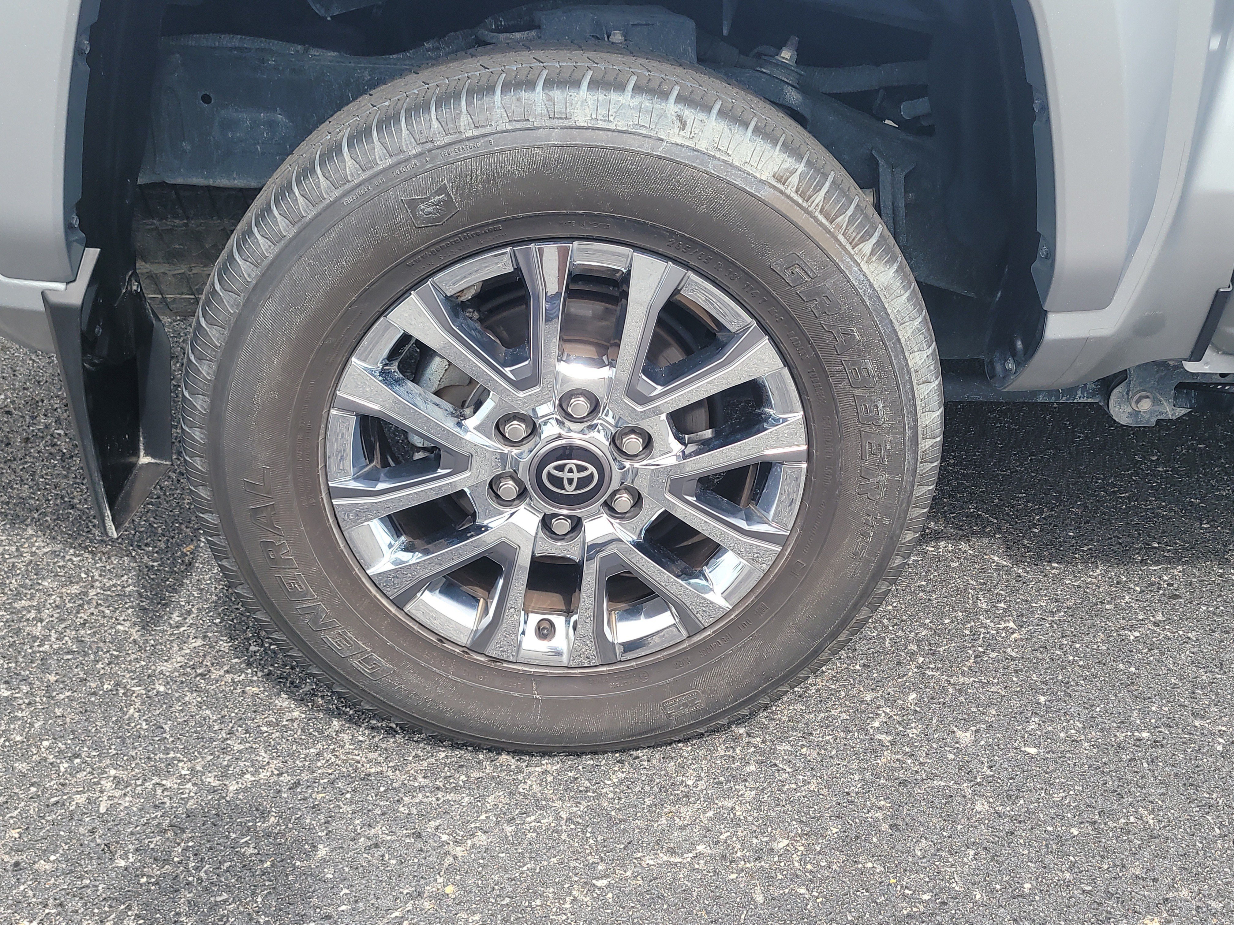 Certified 2024 Toyota Tacoma Limited w/ Limited Package (LT) AWD/4WD image 10