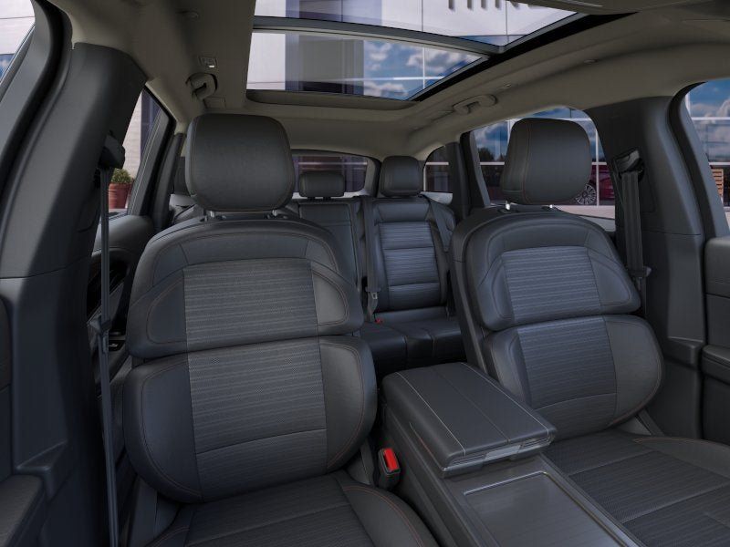 New 2026 Lincoln Nautilus Reserve AWD/4WD image 10