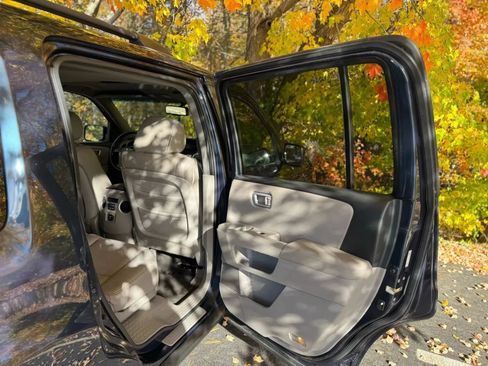 Used 2011 Honda Pilot EX-L image 26