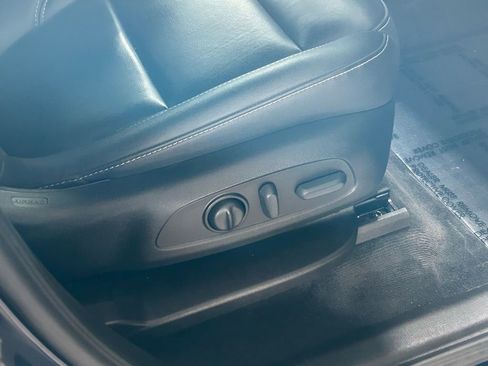 Used 2023 Chevrolet Traverse LT w/ LPO, Floor Liner Package image 24