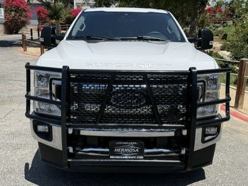 Used 2021 Ford F350 XLT w/ XLT Value Package AWD/4WD image 4