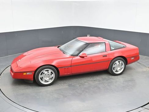Used 1990 Chevrolet Corvette Coupe RWD image 31