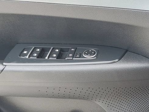 Used 2021 Kia Forte LXS FWD image 21