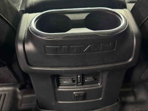 Used 2017 Nissan Titan SV RWD image 19