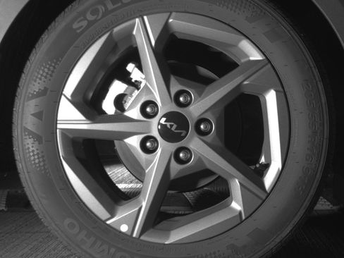 Used 2025 Kia K4 LXS image 15