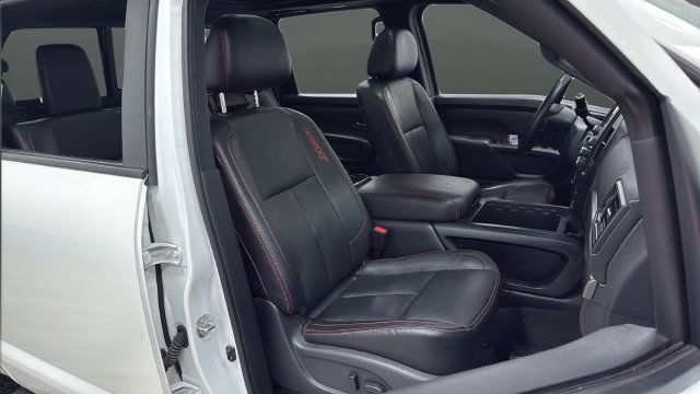 Used 2021 Nissan Titan PRO-4X w/ Pro-4x Convenience Package AWD/4WD image 24