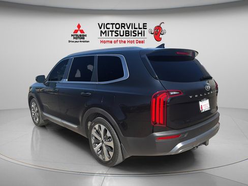 Used 2021 Kia Telluride EX w/ EX Premium Package FWD image 5