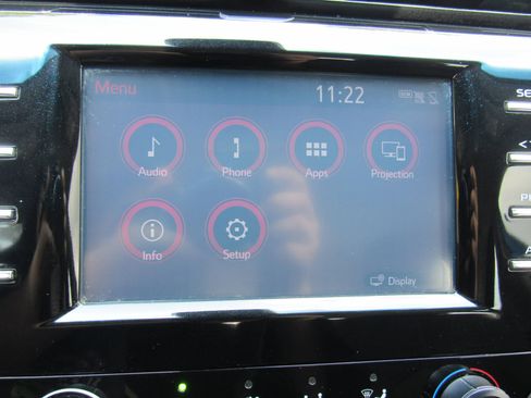 Used 2019 Toyota Camry LE FWD image 16