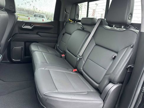 Used 2024 GMC Sierra 1500 Denali w/ Denali Reserve Package image 18