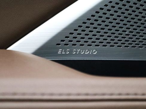 Used 2023 Acura MDX SH-AWD w/ Technology Package image 14