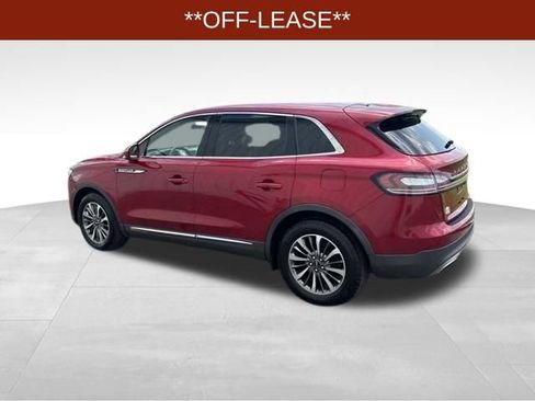 Used 2019 Lincoln Nautilus Select AWD/4WD image 4