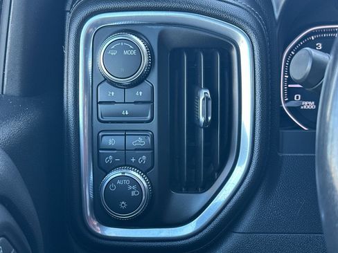 Used 2021 GMC Sierra 2500 SLE w/ SLE Value Package; image 30