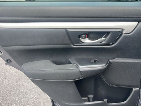 Used 2019 Honda CR-V LX image 24