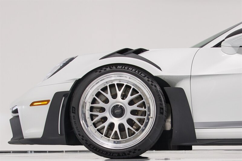 Used 2024 Porsche 911 GT3 RS RWD image 6