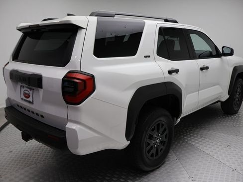 Used 2025 Toyota 4Runner SR5 image 8