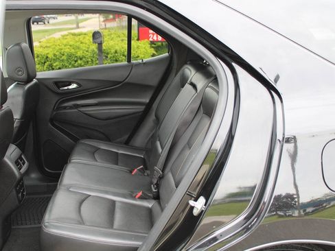 Used 2018 Chevrolet Equinox Premier image 46