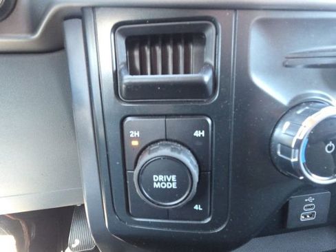 Used 2025 Ford F150 XLT w/ Equipment Group 301A Standard image 29