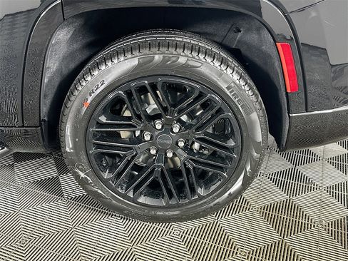 New 2025 Jeep Wagoneer Series II image 17