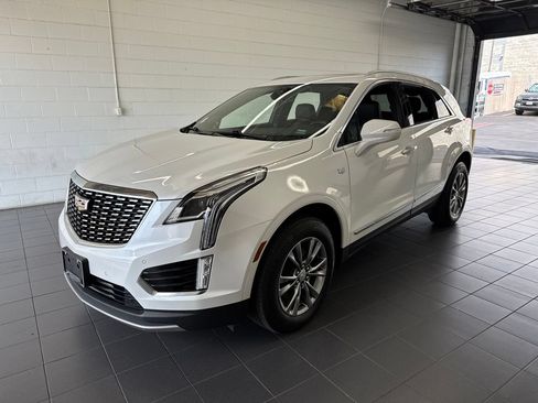 Used 2021 Cadillac XT5 Premium Luxury FWD image 4