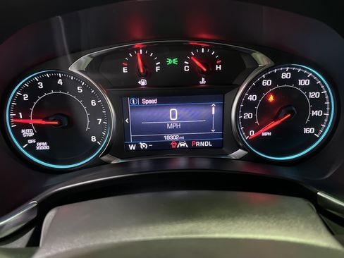 Used 2023 Chevrolet Equinox LT image 24