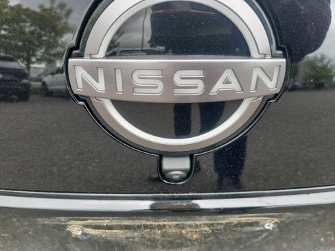 Certified 2025 Nissan Leaf SV Plus FWD image 15