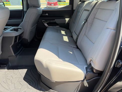 Used 2024 Toyota Tundra Limited AWD/4WD image 18