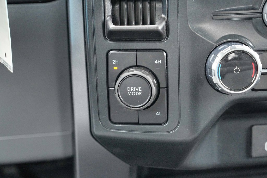 Used 2025 Ford F150 XLT w/ Equipment Group 301A Standard AWD/4WD image 33