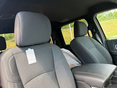 New 2026 RAM 2500 Big Horn AWD/4WD image 30