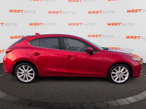 Used 2017 MAZDA MAZDA3 Grand Touring image 6