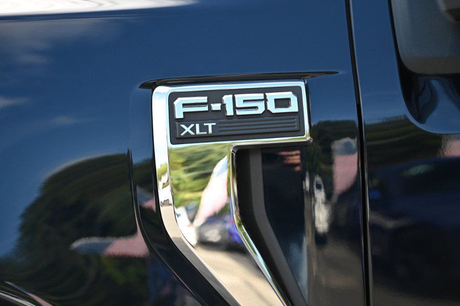 Used 2021 Ford F150 XLT w/ Equipment Group 302A High AWD/4WD image 9