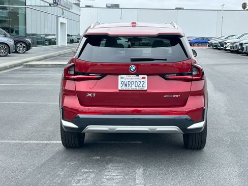 Used 2026 BMW X1 xDrive28i w/ Technology Package AWD/4WD image 4