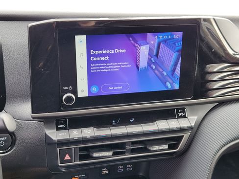 Certified 2025 Toyota Camry SE image 14