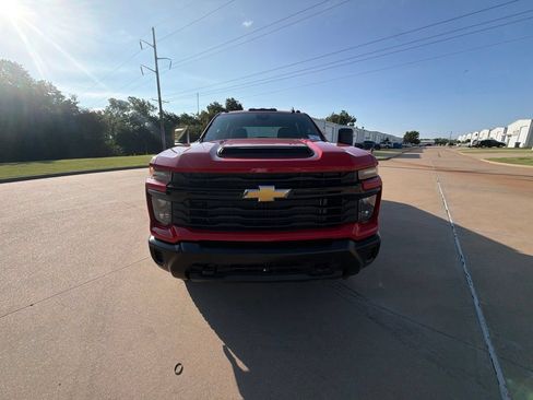 Used 2025 Chevrolet Silverado 3500 W/T AWD/4WD image 12