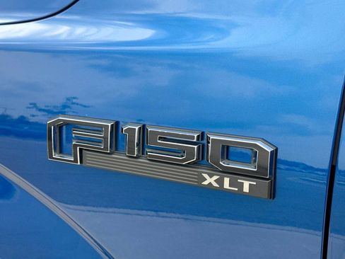 Used 2017 Ford F150 XLT w/ Equipment Group 301A Mid AWD/4WD image 12