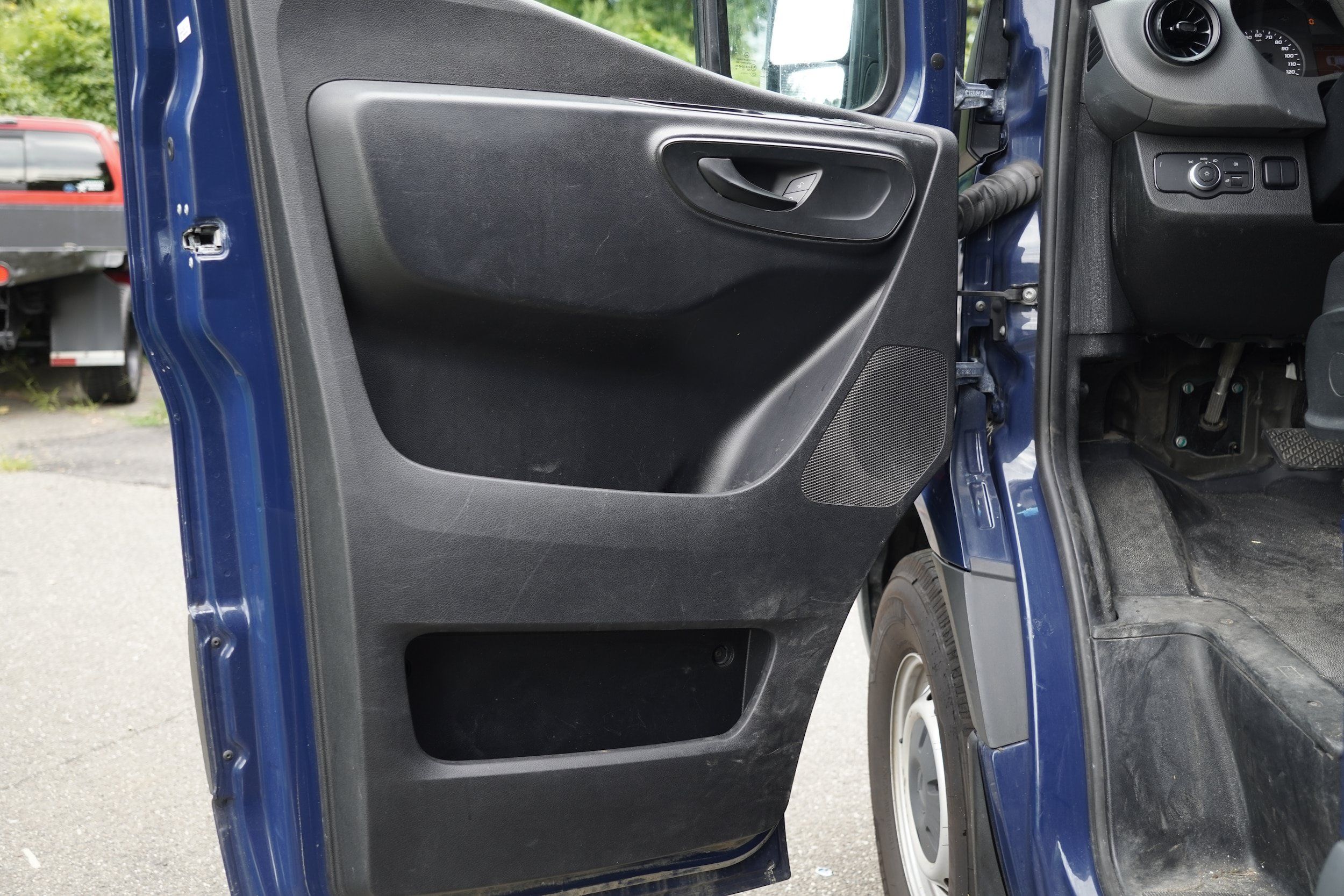 Used 2021 Mercedes-Benz Sprinter 1500 image 15