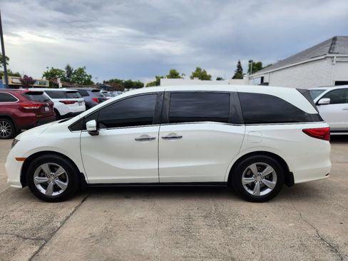 Used 2018 Honda Odyssey EX image 4