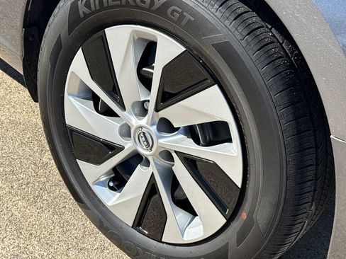 Certified 2025 Nissan Altima 2.5 S image 11