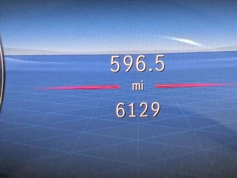 Used 2025 Mercedes-Benz GLA 250 image 11