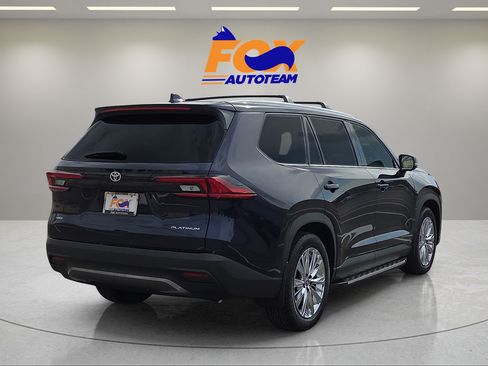New 2026 Toyota Grand Highlander AWD image 4