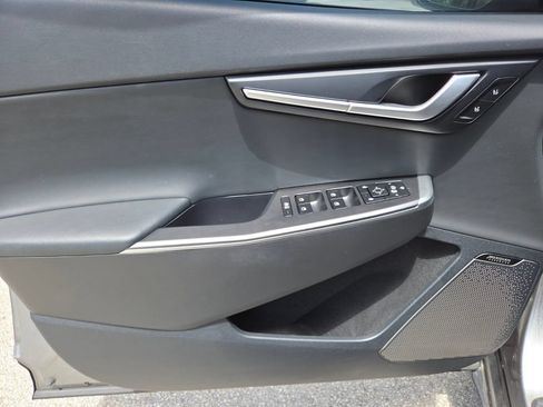 Used 2022 Kia EV6 Wind RWD image 30