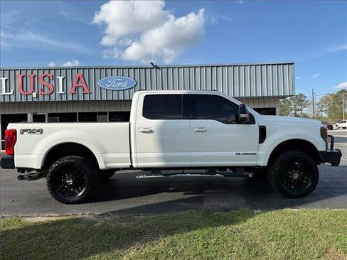 Used 2020 Ford F250 Lariat image 6