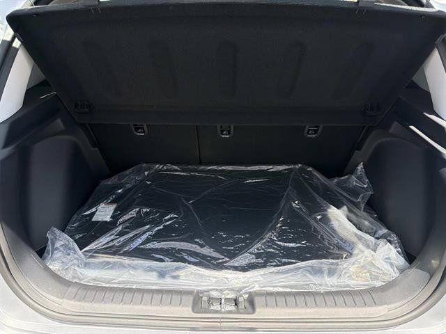 Used 2026 Hyundai Venue SEL FWD image 6