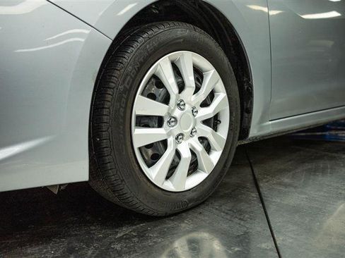 Used 2023 Subaru Impreza 2.0i image 3