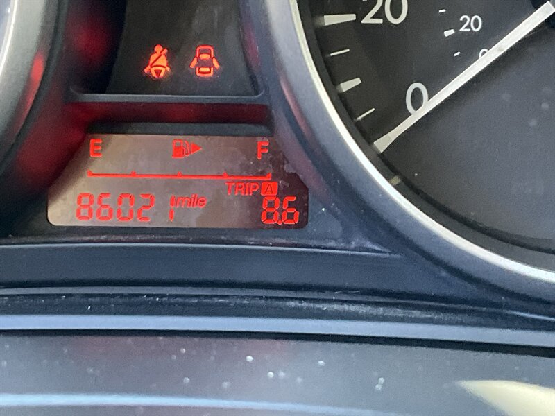 Used 2012 MAZDA MAZDA5 Sport FWD image 16