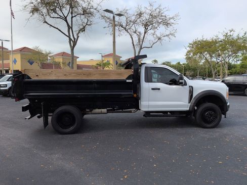 Used 2023 Ford F550 4x4 Regular Cab Super Duty image 2