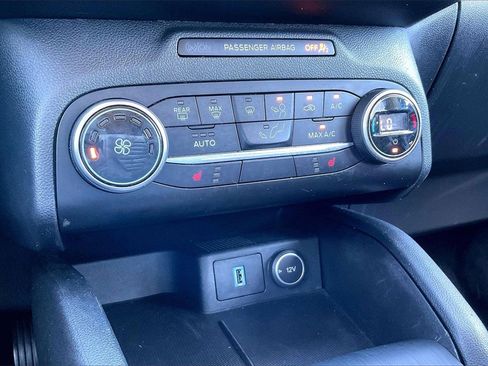 Certified 2020 Ford Escape SE Sport image 25