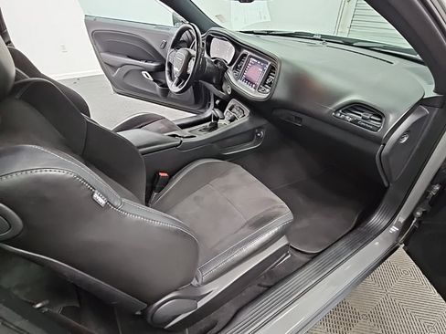 Used 2023 Dodge Challenger GT w/ Plus Package image 34