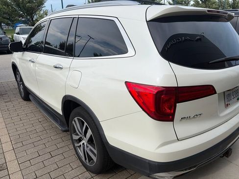 Used 2017 Honda Pilot Elite image 7