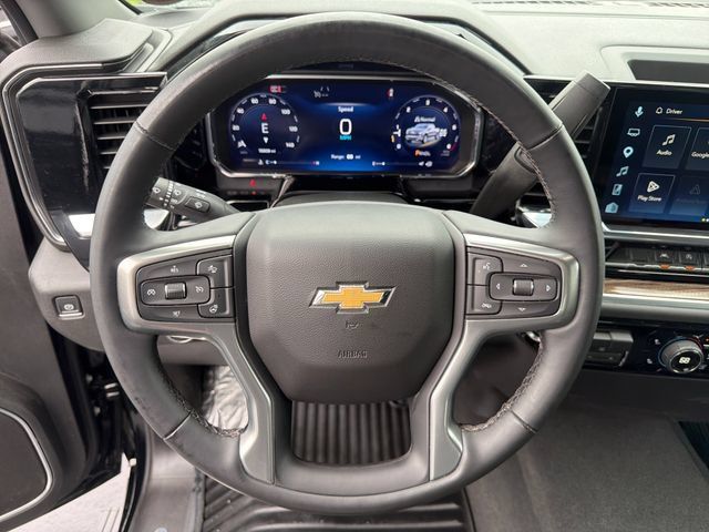 Certified 2026 Chevrolet Silverado 1500 LT AWD/4WD image 14