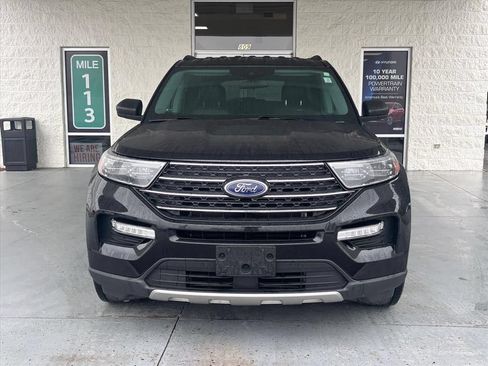 Used 2022 Ford Explorer XLT w/ Equipment Group 202A AWD/4WD image 22